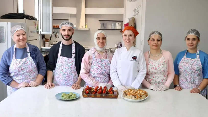 Buca’da mutfak becerileri mesleğe dönüşüyor haberinin görseli