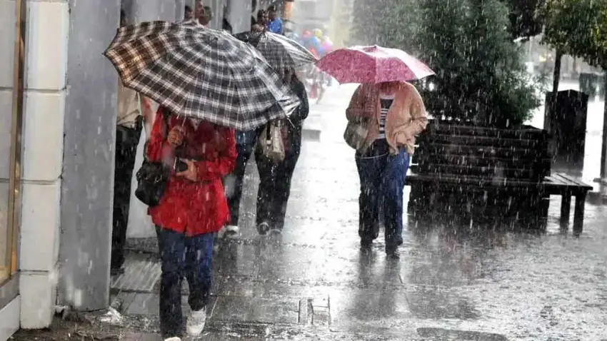 İzmir’de yağmurlu ve gök gürültülü hafta başlıyor haberinin görseli
