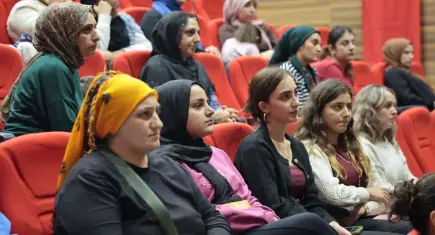 Konak’ta aile içi iletişime uzman desteği