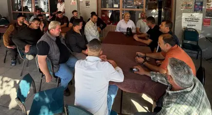 Menderes’te Başkan Vekili Asuman Şen’den pazar mesaisi