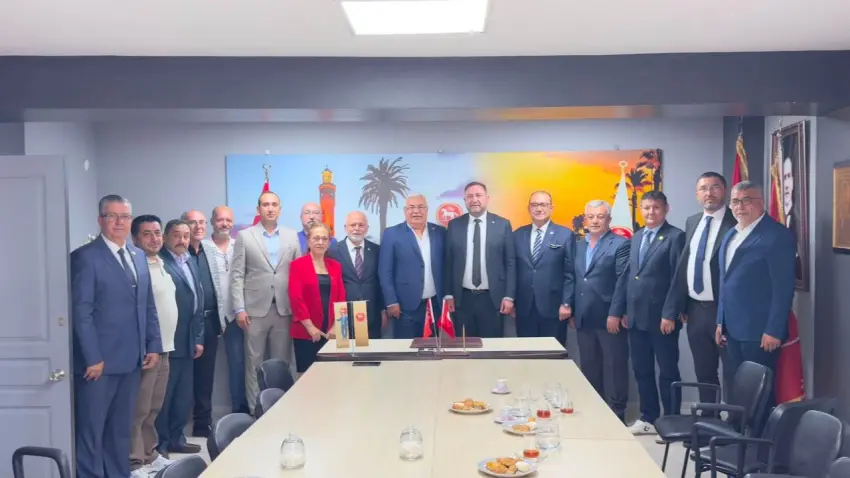 Utku Gümrükçü’den uzlaşı mesajı: İzmir için ortak akıl şart haberinin görseli