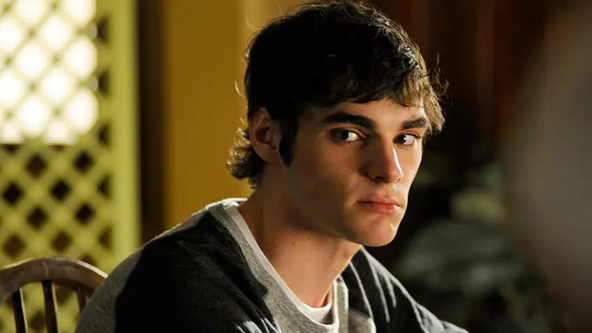 Breaking Bad’in yıldızı RJ Mitte 34 yaşında hayatını kaybetti