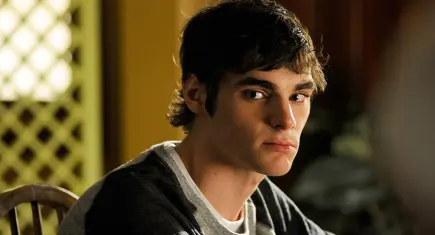 Breaking Bad’in yıldızı RJ Mitte 34 yaşında hayatını kaybetti