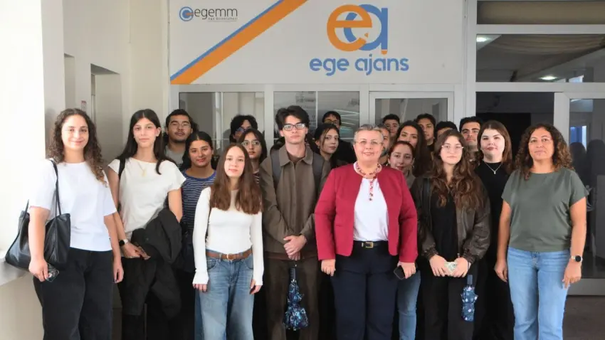 Ege Üniversitesi öğrencileri medya sektörünü yerinde tanıdı haberinin görseli