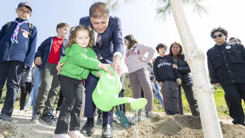 İzmir’de hafriyat sahaları doğaya yeniden kazandırılıyor haberinin görseli