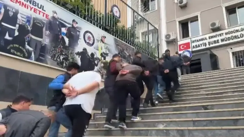 g&ouml;zaltı
