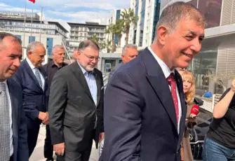 Tugay’dan AK Parti İzmir İl Başkanlığı’na iadeiziyaret