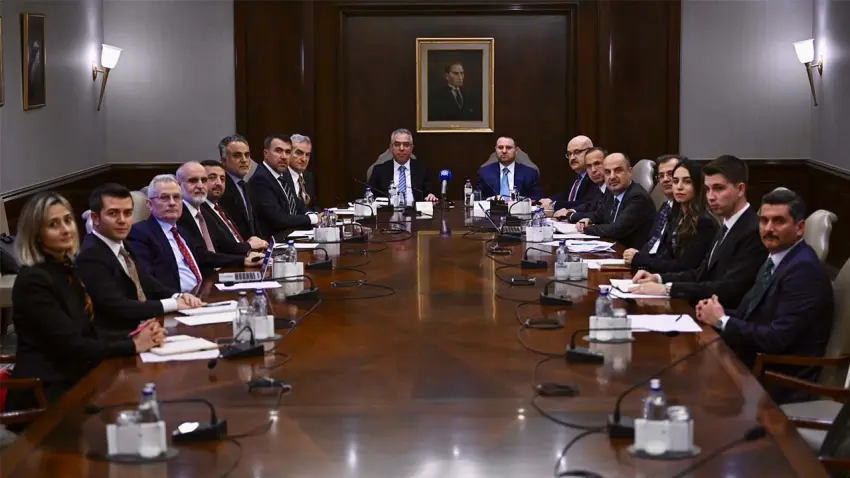 Bakan Gürlek’ten yeni anayasa mesajı: Türkiye’nin yeni bir anayasaya ihtiyacı var haberinin görseli