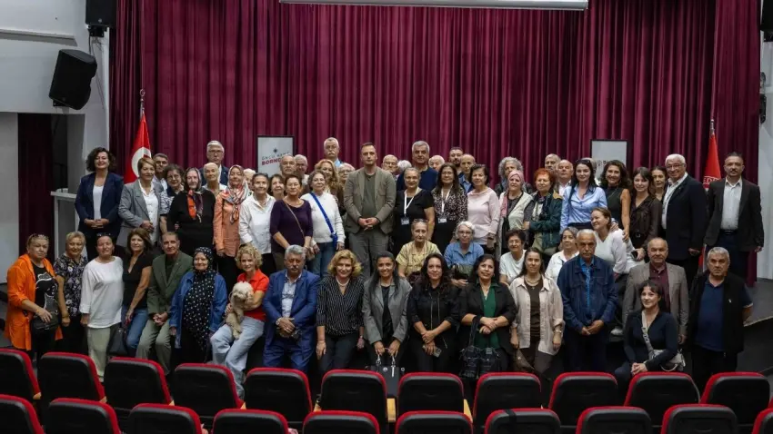 Bornova’da 3. Yaş Üniversitesi yeni döneme başladı haberinin görseli