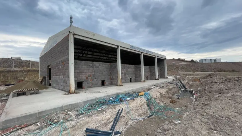 Dikili’de sokak hayvanları için hastane standartlarında kampüs haberinin görseli