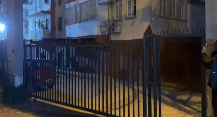 Diyarbakır’da ayrı yaşadığı eşini öldürüp, kızını yaralayan sanık için ağırlaştırılmış müebbet talebi