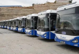 İzmir’de toplu ulaşım filosu yenileniyor: 111 yeni otobüs hizmete giriyor