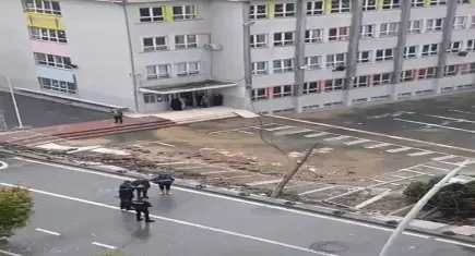 Okulda facianın eşiğinden dönüldü: İstinat duvarı çöktü!