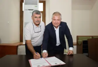 Urla’da zeytinciliğe destek büyüyor: Üreticiye kasa ve fidan desteği