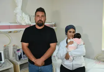 Alya bebek 41 gün sonra annesinin kucağına kavuştu