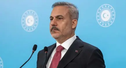 Hakan Fidan ve 10'dan fazla ülke İsrail Cumhurbaşkanı kürsüye çıkarken salondan ayrıldı!