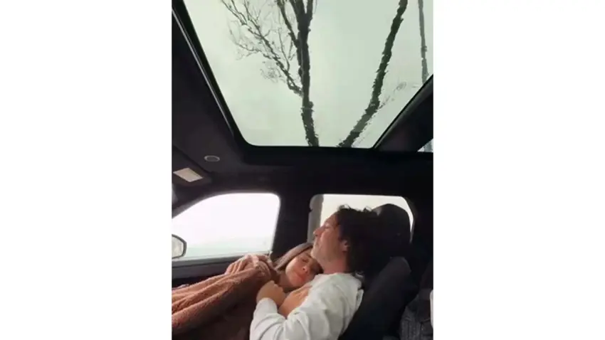 Elvin Levinler'den sağanak yağışta skandal paylaşım! Tepkiler büyüyünce hemen sildi - Fotoğraf 1