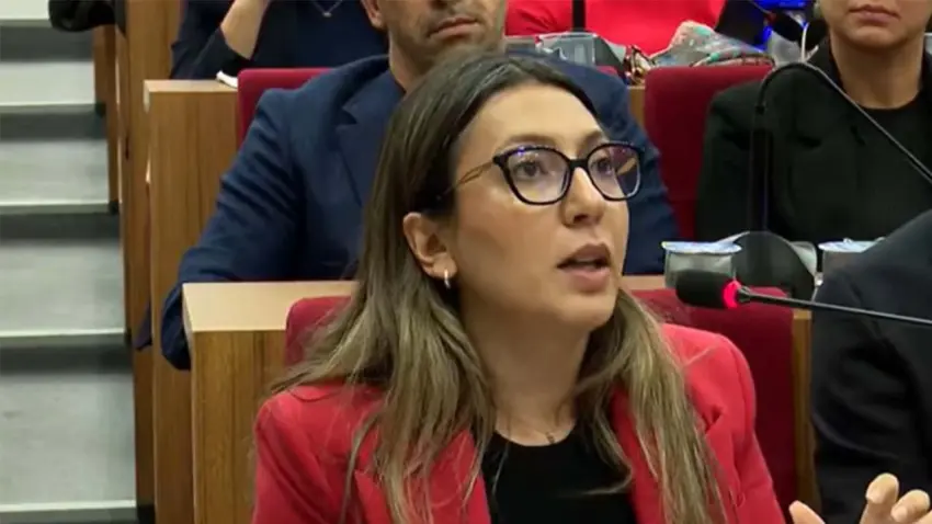 YENİ Partili Özkan’dan Cemil Tugay’a yüzleşme çağrısı haberinin görseli