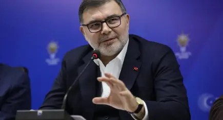 AK Partili Saygılı’dan Özel’e ‘Uşak’ göndermesi