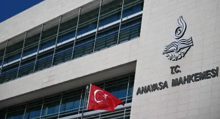AYM'den 15 siyasi parti için suç duyurusu kararı