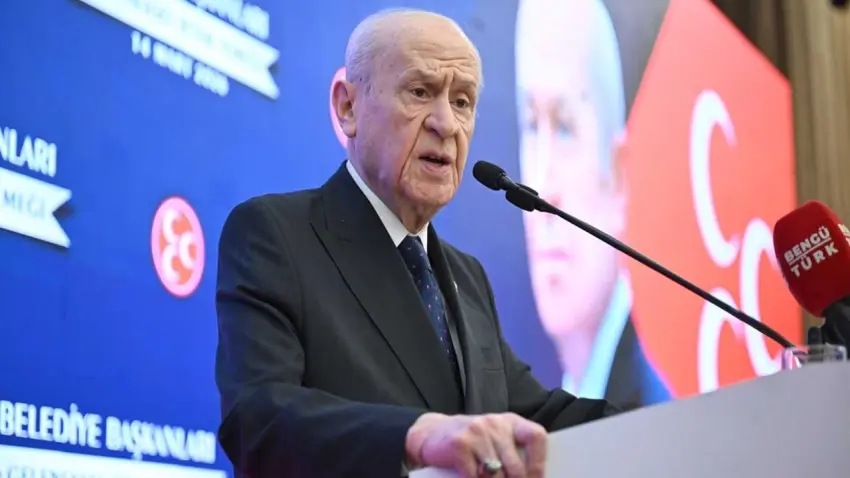 Bahçeli’nin 25 yıllık siyaset pusulası bilimsel makale oldu haberinin görseli