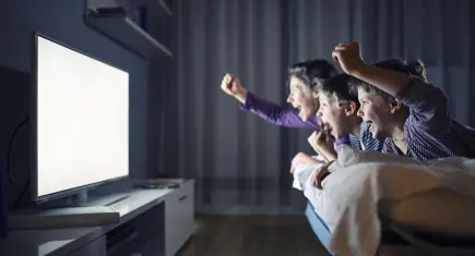 Bu akşam ekranlarda hangi yapımlar var? 16 Ekim 2026 Cuma TV rehberi