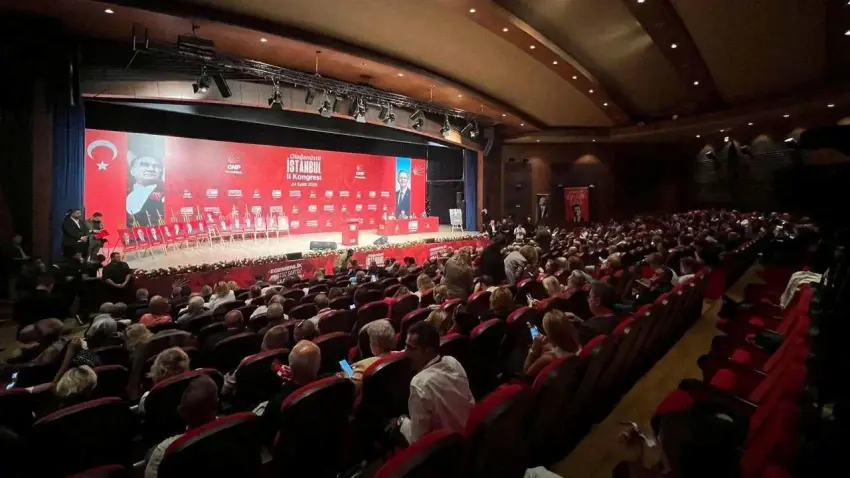 CHP İstanbul İl Kongresi davası: Duruşma ertelendi, Yargıtay kararı beklenecek! haberinin görseli