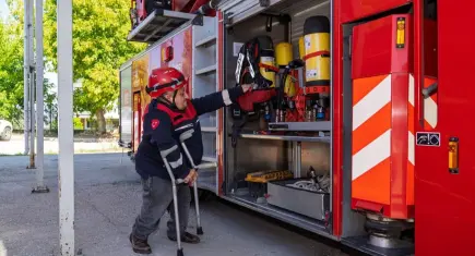 İzmir İtfaiyesi'nde 110 Yaşar’ın 24 yıllık azim hikâyesi