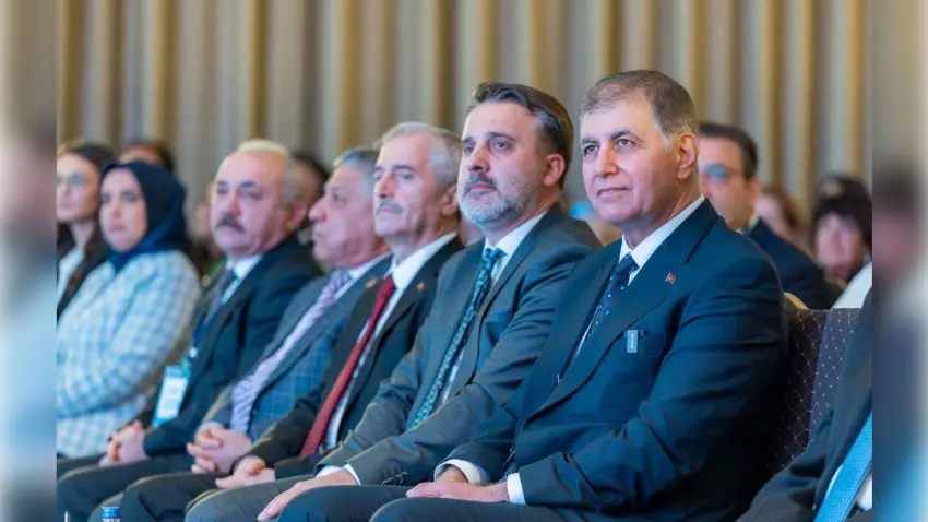 Cemil Tugay’dan iklim krizi uyarısı: Gelecek için harekete geçilmeli - Fotoğraf 1