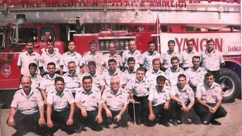 İzmir İtfaiyesi'nde 110 Yaşar’ın 24 yıllık azim hikâyesi - Fotoğraf 2