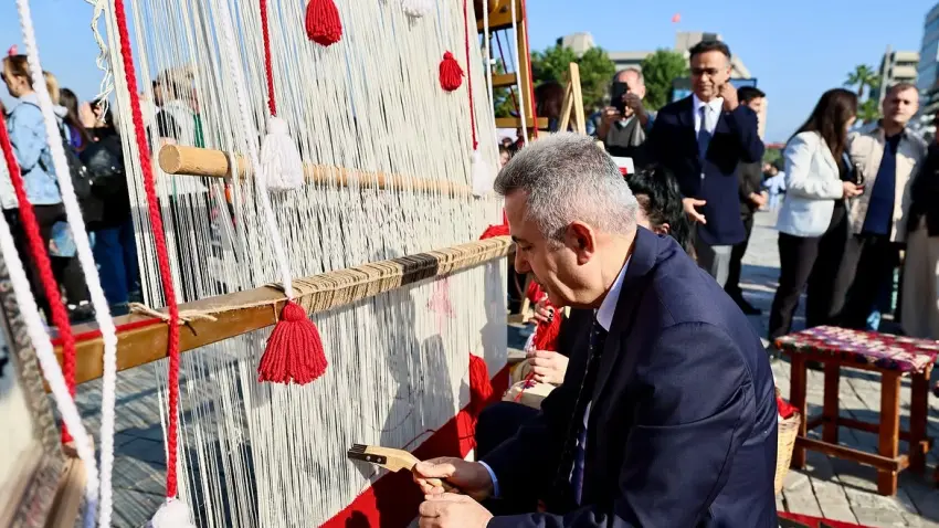 İzmir’de Cumhuriyet coşkusu başlıyor: 14 gün boyunca etkinlikler düzenlenecek - Fotoğraf 4