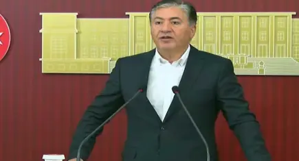 Yeni Parti’den Mehmet Uçum’un seçim açıklamasına tepki: Sandığı hemen istiyoruz