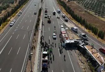 Manisa’daki feci kazada can kaybı 12’ye yükseldi