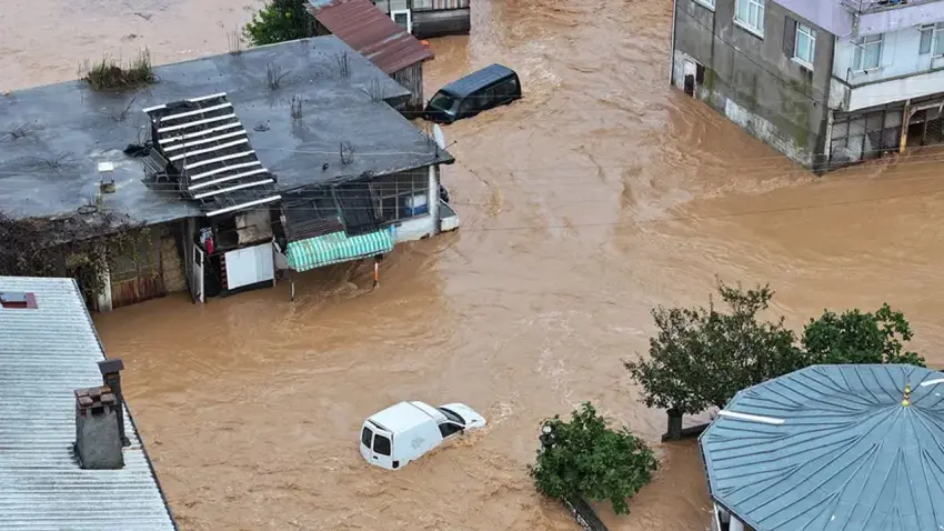 Selde evi ve aracı zarar görenler dikkat! Kasko poliçesinde bu madde yoksa ödeme alamayabilirsiniz - Fotoğraf 3
