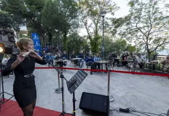 Şato Kütüphanesi’nde gençlere müzik molası