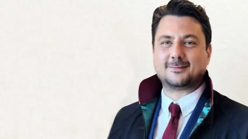 İzmir Barosu'nda yeni dönem: Serhat Sökmen yeni başkan oldu - Fotoğraf 1