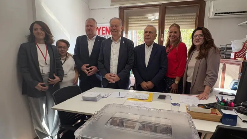 Aziz Kocaoğlu oyunu Urla’da kullandı: “Söz ve karar üyelerde” - Fotoğraf 1