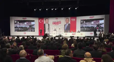 YENİ Parti İstanbul ön seçimlerinde kazanan Özgür Çelik oldu