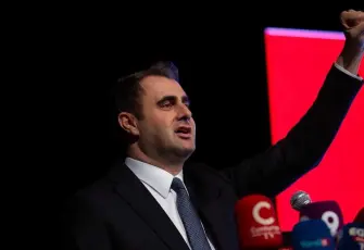 YENİ Parti İzmir'de kazanan Çağatay Güç oldu