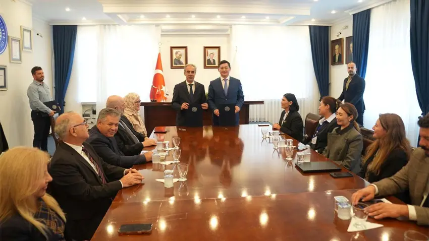 Ege Üniversitesi ile Kazakistan arasında akademik iş birliği haberinin görseli
