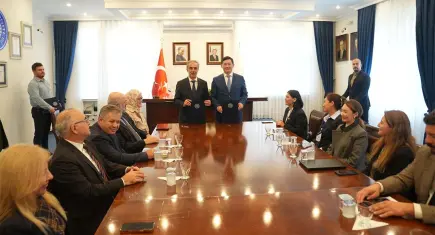 Ege Üniversitesi ile Kazakistan arasında akademik iş birliği