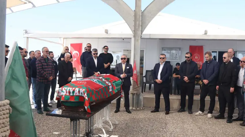 Karşıyaka'da İbrahim Palaoğlu'na veda haberinin görseli