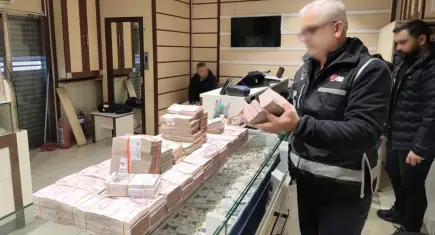 Kuriş soruşturmasında "F Serisi 1 Dolar" sürprizi