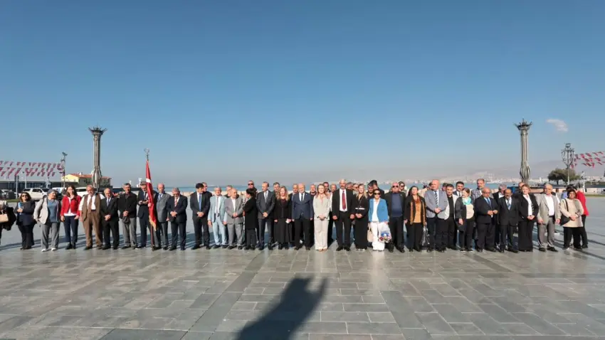 Konak’ta 19 Ekim Muhtarlar Günü kutlaması - Fotoğraf 1