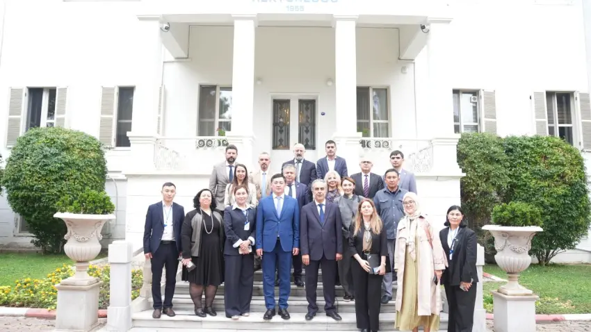 Ege Üniversitesi ile Kazakistan arasında akademik iş birliği - Fotoğraf 1