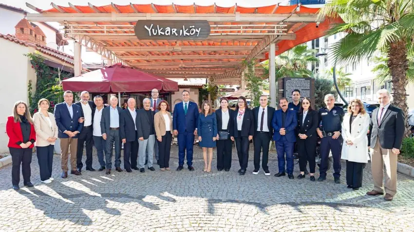 Narlıdere’de 19 Ekim Muhtarlar Günü kutlaması: Başkan Erman Uzun muhtarları ağırladı haberinin görseli