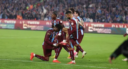 Trabzonspor’dan Beşiktaş’a 2-0’lık darbe