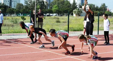Karşıyaka’da Cumhuriyet coşkusu atletizm pistine taşınacak