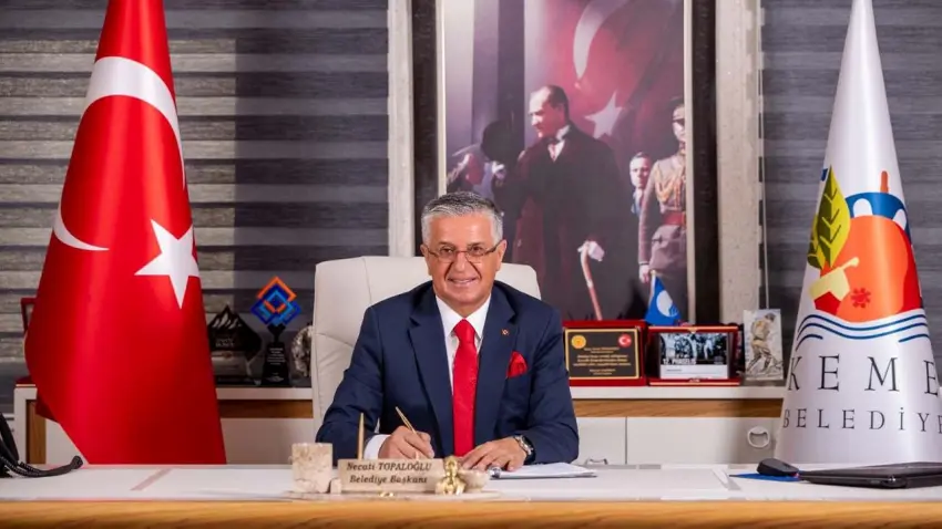 Kemer Belediye Başkanı Necati Topaloğlu CHP'den istifa etti! haberinin görseli