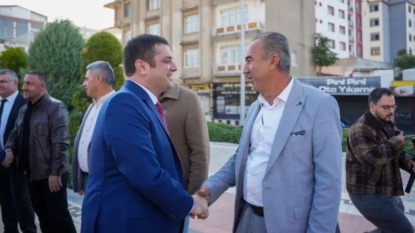 Başkan Övünç Demir ve muhtar
